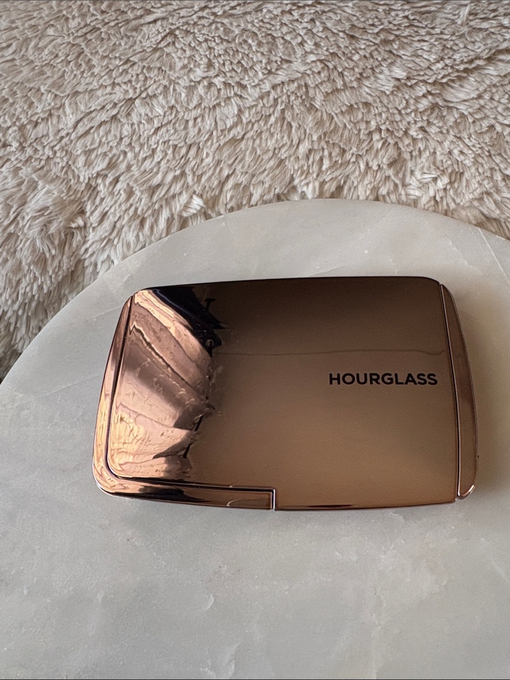 Hourglass Vanish TRANSLUCENT TAN Pressed Powder